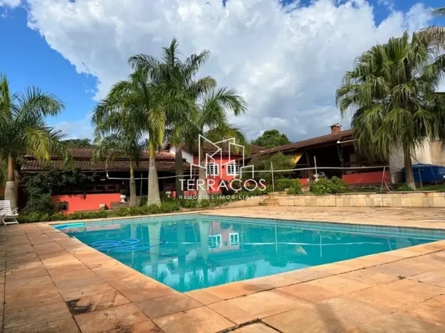 Chácara com 4 quartos à venda, 700m2 em Portal São Marcelo, Braganca Paulista - SP - imagem 1 Foto 1 de Chácara com 4 quartos à venda, 700m2 em Portal São Marcelo, Braganca Paulista - SP