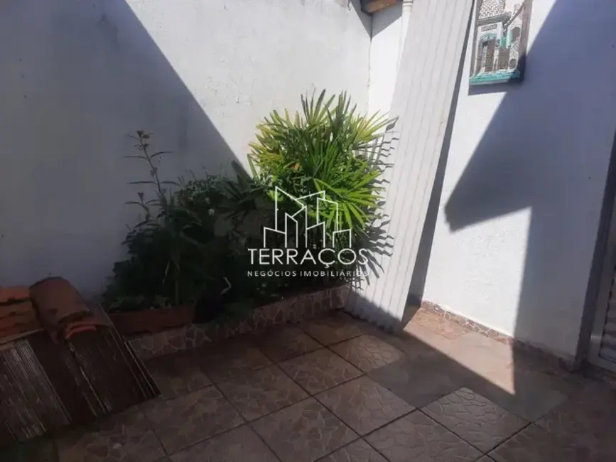 Casa com 4 quartos à venda, 300m2 em Vila Rio Branco, Jundiai - SP - imagem 3 Foto 3 de Casa com 4 quartos à venda, 300m2 em Vila Rio Branco, Jundiai - SP