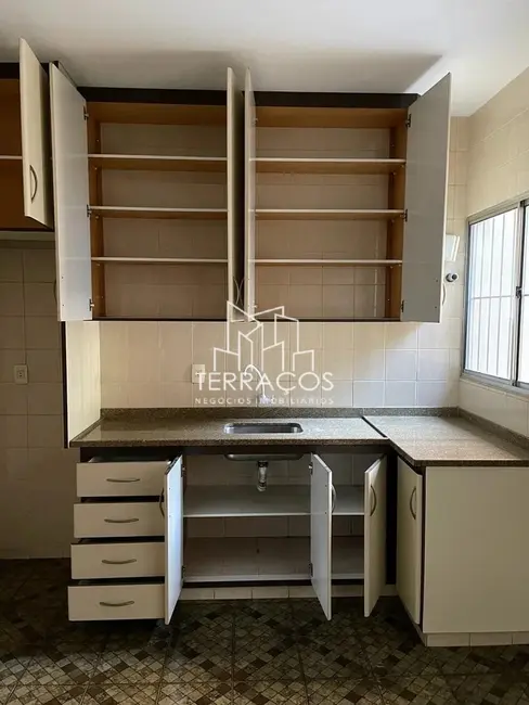 Foto 3 de Casa com 3 quartos à venda, 139m2 em Vila Galvão, Jundiai - SP