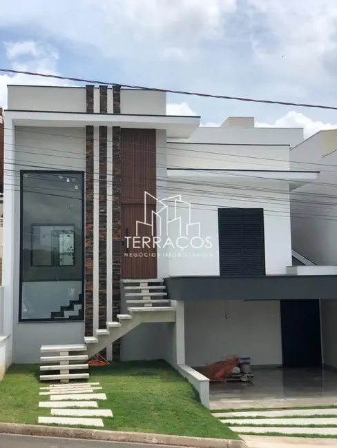 Foto 1 de Casa de Condomínio com 3 quartos à venda, 170m2 em Cabreuva - SP