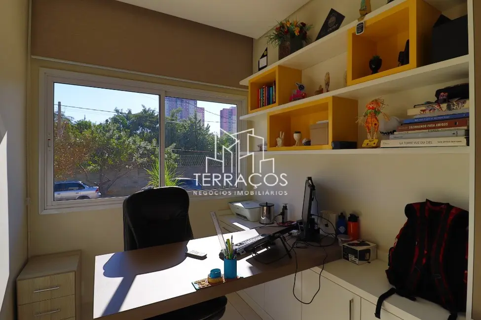 Foto 2 de Casa de Condomínio com 3 quartos à venda, 250m2 em Chácara Morada Mediterrânea, Jundiai - SP