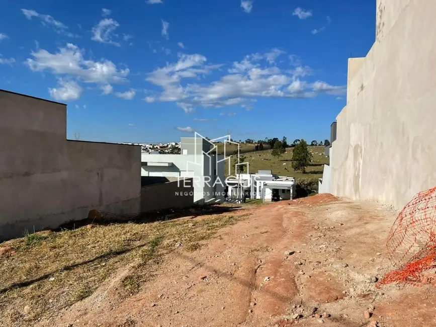 Foto 1 de Terreno / Lote à venda, 250m2 em Cabreuva - SP