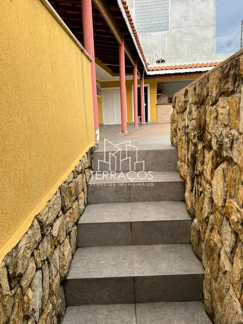 Foto 2 de Casa com 1 quarto à venda, 230m2 em Jardim Marambaia, Jundiai - SP