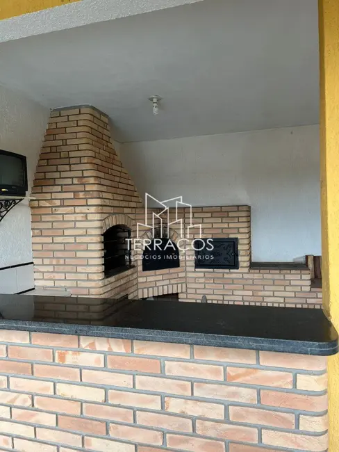 Casa com 1 quarto à venda, 230m2 em Jardim Marambaia, Jundiai - SP - imagem 8 Foto 8 de Casa com 1 quarto à venda, 230m2 em Jardim Marambaia, Jundiai - SP