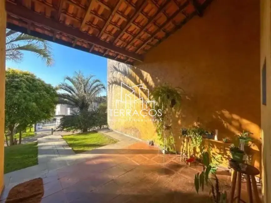 Foto 5 de Chácara com 4 quartos à venda e para alugar, 280m2 em Parque São Gabriel, Itatiba - SP