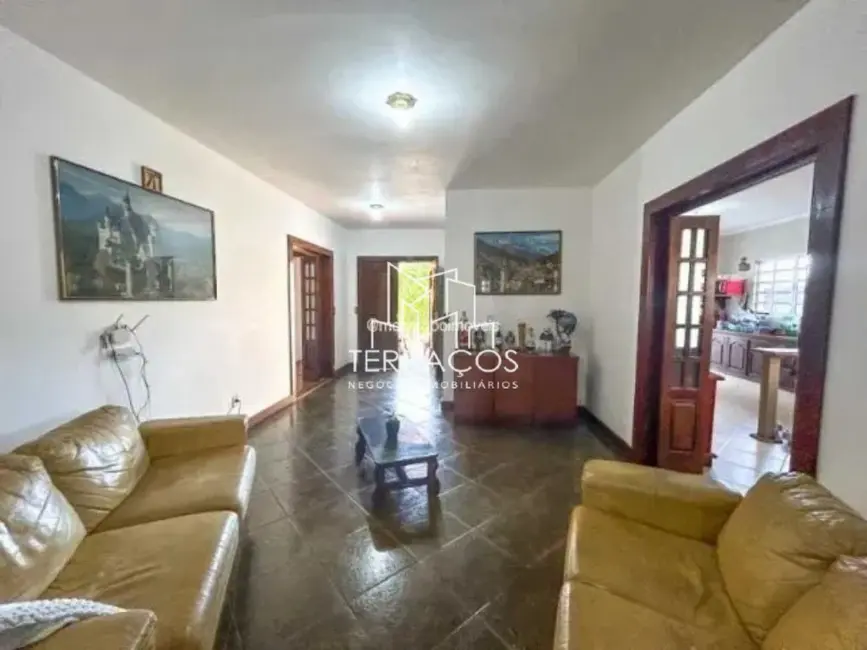 Foto 1 de Chácara com 4 quartos à venda e para alugar, 280m2 em Parque São Gabriel, Itatiba - SP