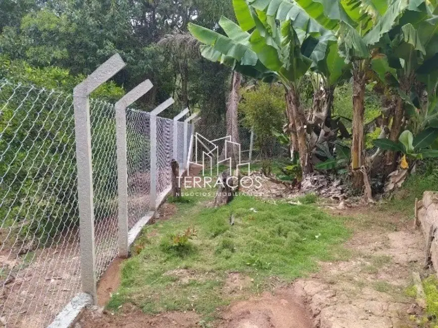 Chácara com 3 quartos à venda, 230m2 em Jarinu - SP - imagem 8 Foto 8 de Chácara com 3 quartos à venda, 230m2 em Jarinu - SP