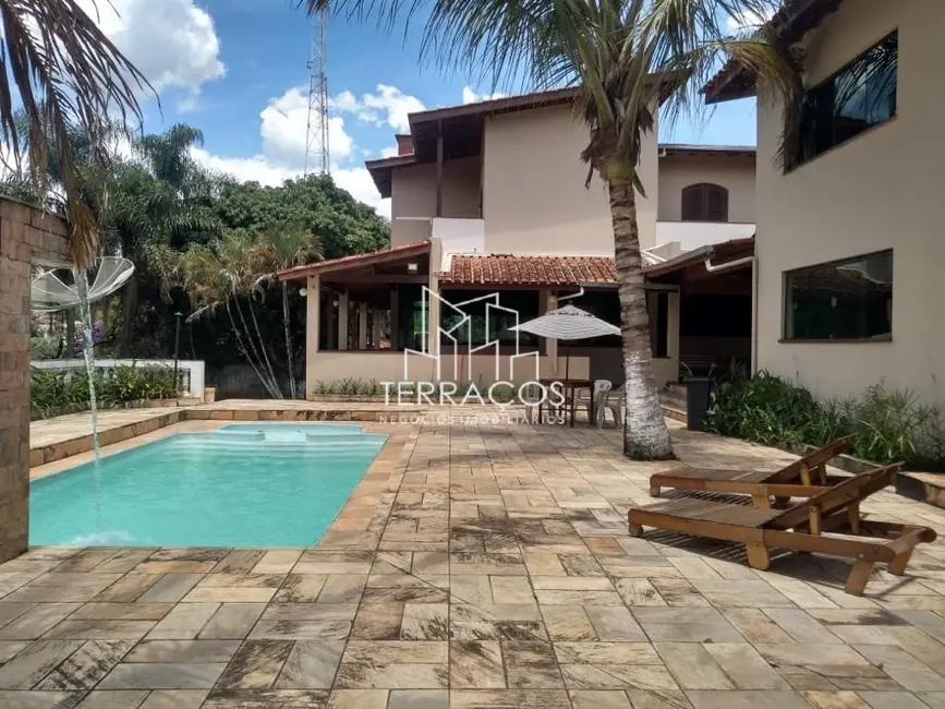 Foto 4 de Chácara com 4 quartos à venda e para alugar, 1200m2 em Mairipora - SP