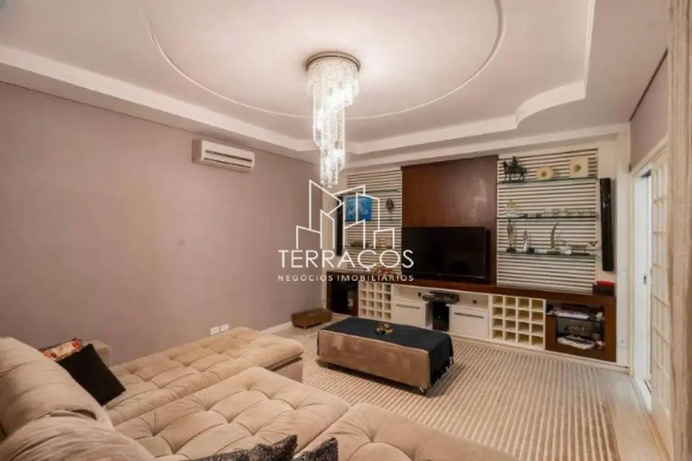 Foto 3 de Casa de Condomínio com 9 quartos à venda, 671m2 em Vinhedo - SP