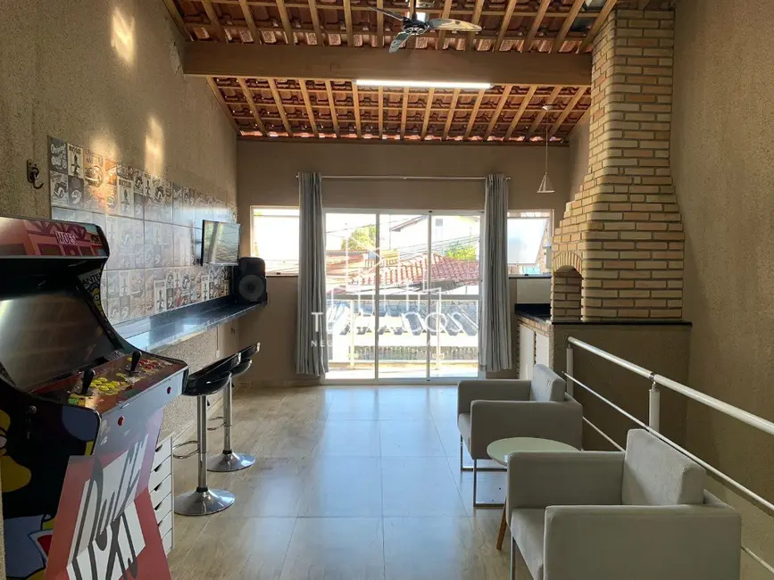 Foto 2 de Casa com 3 quartos à venda, 160m2 em Jardim Alzira, São Paulo - SP