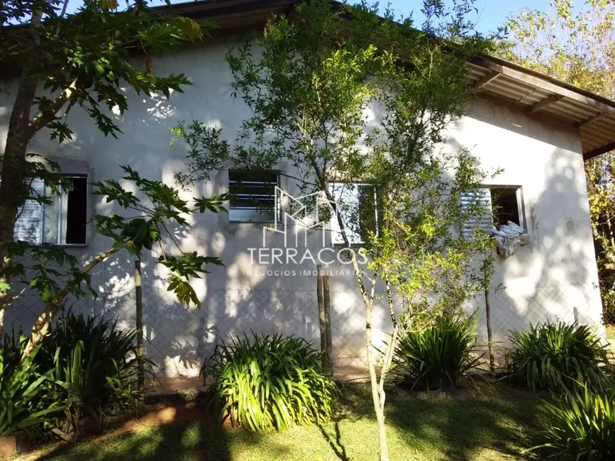 Chácara com 3 quartos à venda, 362m2 em Jarinu - SP - imagem 2 Foto 2 de Chácara com 3 quartos à venda, 362m2 em Jarinu - SP