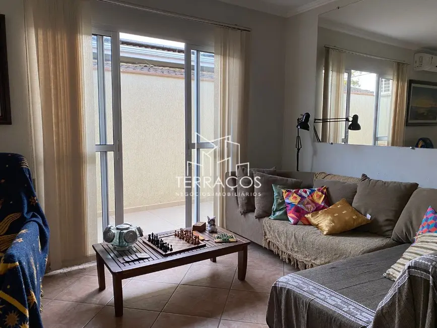 Foto 1 de Casa de Condomínio com 3 quartos à venda, 490m2 em Louveira - SP