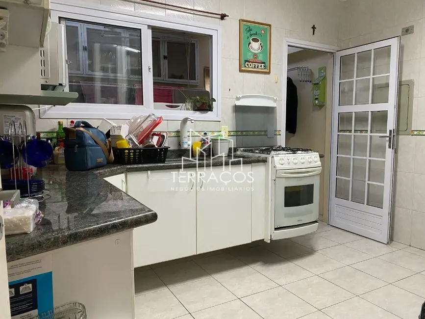 Foto 3 de Casa de Condomínio com 3 quartos à venda, 490m2 em Louveira - SP