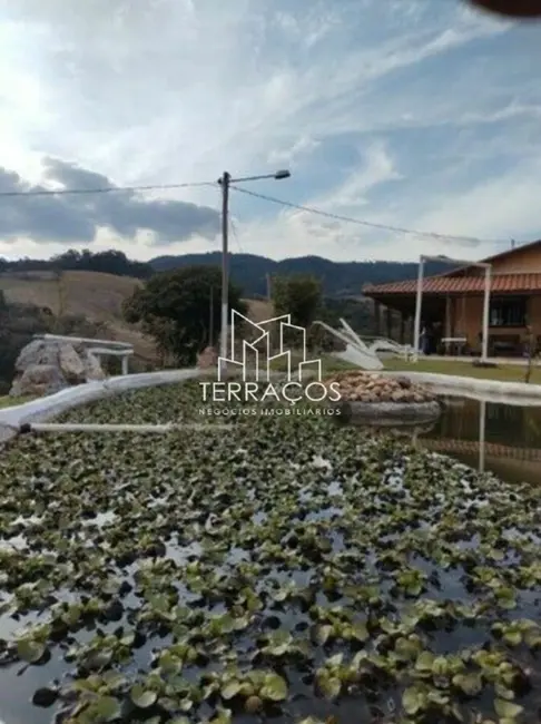 Chácara com 3 quartos à venda, 204m2 em Itapeva - MG - imagem 6 Foto 6 de Chácara com 3 quartos à venda, 204m2 em Itapeva - MG