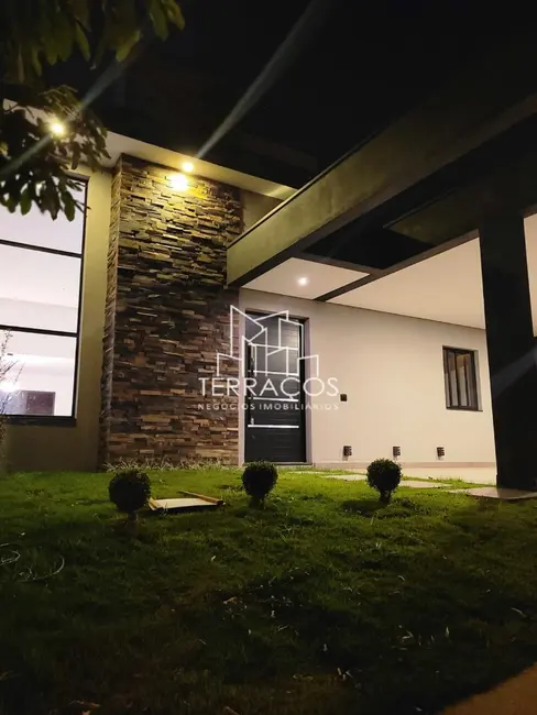 Casa de Condomínio com 3 quartos à venda, 181m2 em Cabreuva - SP - imagem 4 Foto 4 de Casa de Condomínio com 3 quartos à venda, 181m2 em Cabreuva - SP