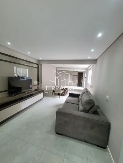 Foto 2 de Casa com 2 quartos à venda, 190m2 em Parque Residencial Jundiaí II, Jundiai - SP