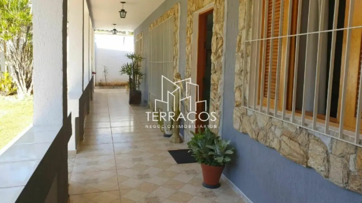 Foto 1 de Chácara com 4 quartos à venda, 404m2 em Chácaras Bonsucesso, Campo Limpo Paulista - SP