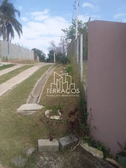 Chácara com 2 quartos à venda, 173m2 em Pinhalzinho - SP - imagem 7 Foto 7 de Chácara com 2 quartos à venda, 173m2 em Pinhalzinho - SP