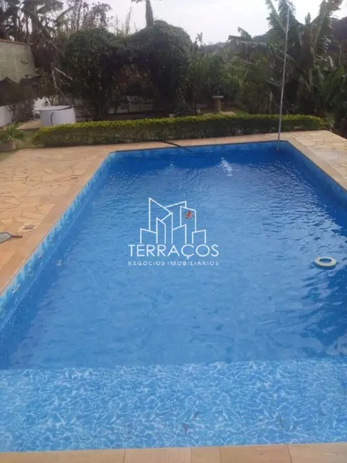 Chácara com 2 quartos à venda, 173m2 em Pinhalzinho - SP - imagem 6 Foto 6 de Chácara com 2 quartos à venda, 173m2 em Pinhalzinho - SP