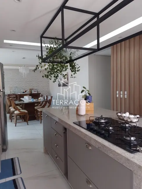 Foto 4 de Casa com 3 quartos à venda, 206m2 em Vila Agrícola, Jundiai - SP