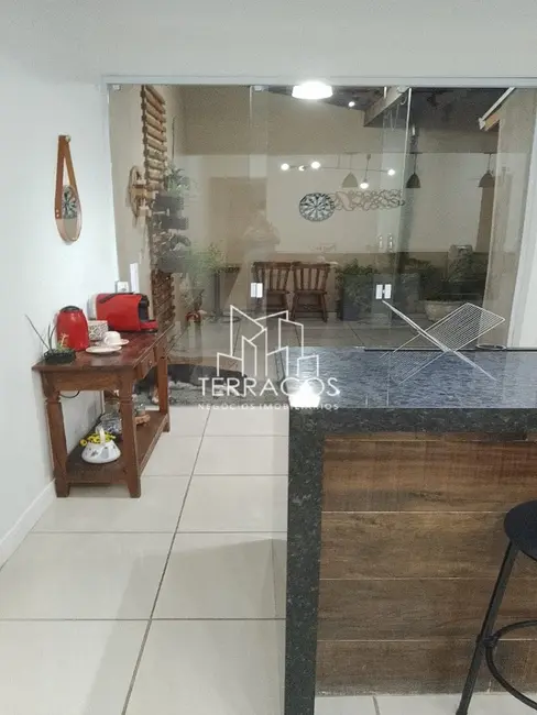 Casa com 3 quartos à venda, 220m2 em Itupeva - SP - imagem 2 Foto 2 de Casa com 3 quartos à venda, 220m2 em Itupeva - SP
