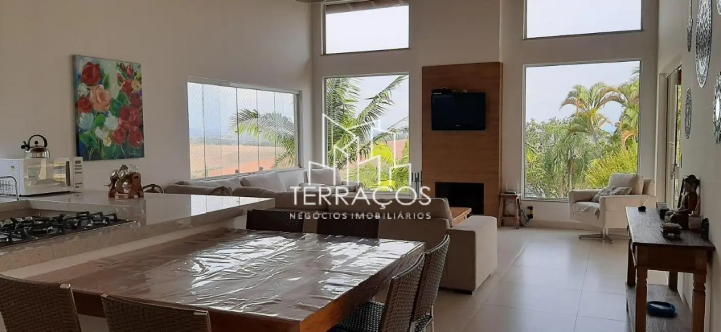 Foto 3 de Chácara com 3 quartos à venda, 21000m2 em Sítio da Moenda, Itatiba - SP