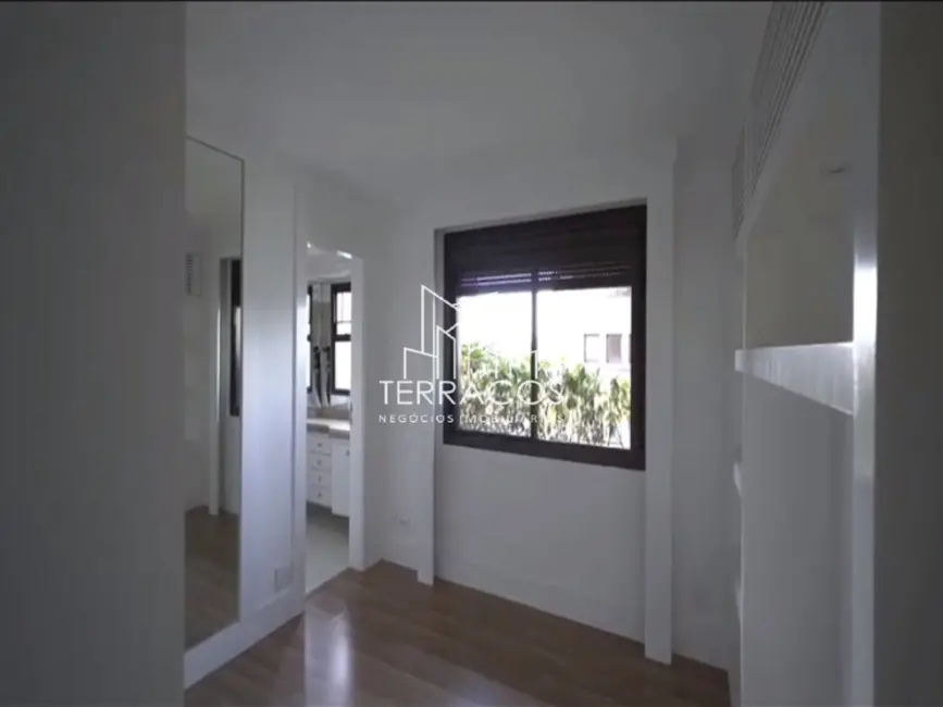 Apartamento com 4 quartos à venda, 592m2 em Vila Andrade, São Paulo - SP - imagem 9 Foto 9 de Apartamento com 4 quartos à venda, 592m2 em Vila Andrade, São Paulo - SP