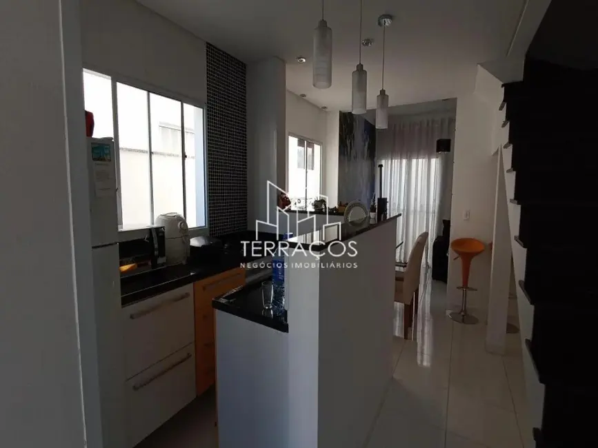 Foto 8 de Casa de Condomínio com 2 quartos à venda, 77m2 em Jardim das Tulipas, Jundiai - SP