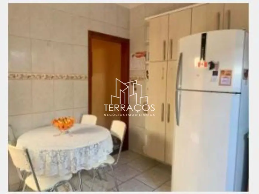 Casa com 3 quartos à venda, 130m2 em Parque da Represa, Jundiai - SP - imagem 3 Foto 3 de Casa com 3 quartos à venda, 130m2 em Parque da Represa, Jundiai - SP