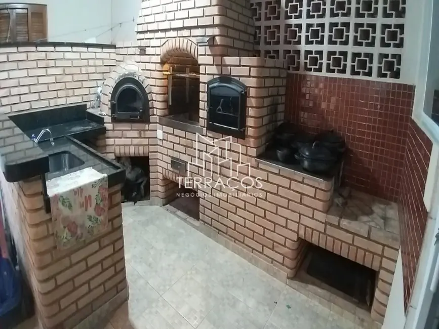 Foto 4 de Casa com 3 quartos à venda, 140m2 em Louveira - SP