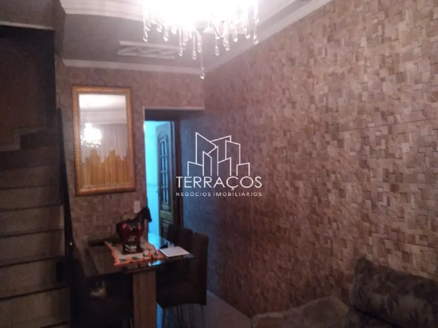 Foto 2 de Casa com 2 quartos à venda, 113m2 em Piqueri, São Paulo - SP