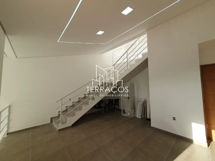 Foto 2 de Casa de Condomínio com 4 quartos à venda, 200m2 em Vila Aparecida, Jundiai - SP