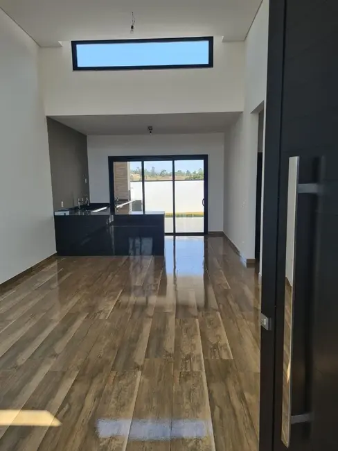 Foto 2 de Casa de Condomínio com 3 quartos à venda, 166m2 em Cabreuva - SP