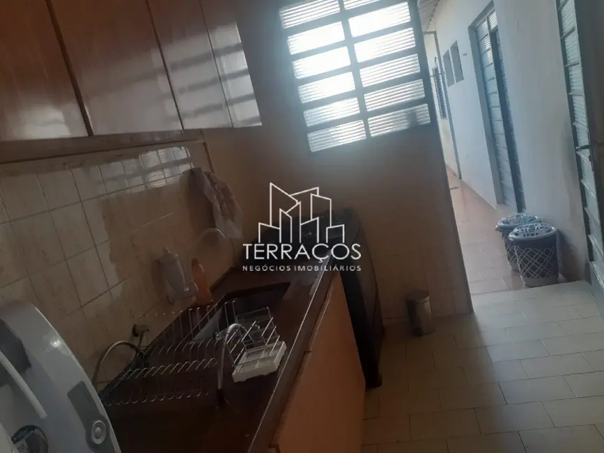 Casa com 3 quartos à venda, 190m2 em Vila Vianelo, Jundiai - SP - imagem 3 Foto 3 de Casa com 3 quartos à venda, 190m2 em Vila Vianelo, Jundiai - SP