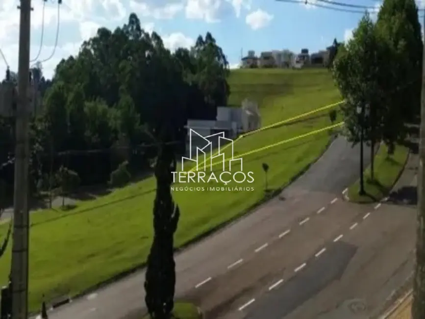 Foto 2 de Terreno / Lote à venda, 554m2 em Itatiba - SP