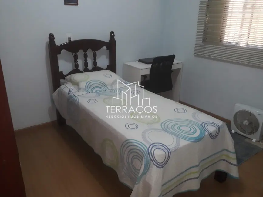 Foto 9 de Casa com 3 quartos à venda, 140m2 em Vila Bazu, Franco Da Rocha - SP