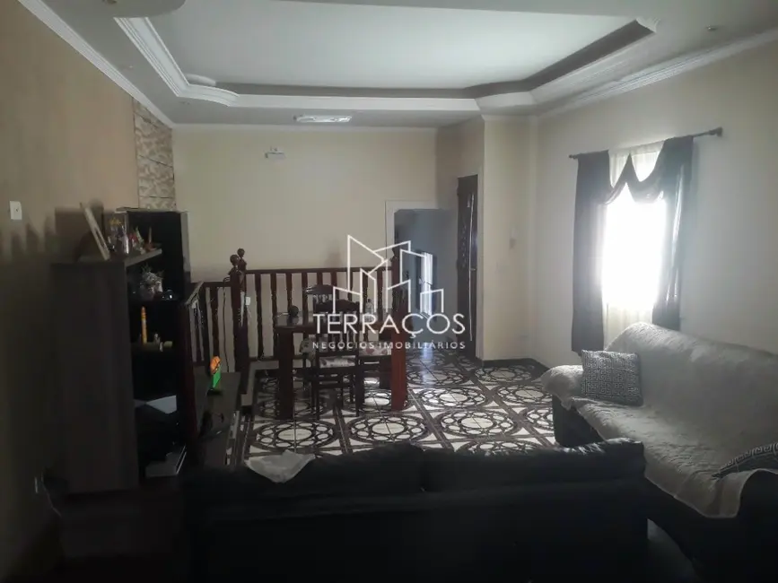 Foto 3 de Casa com 3 quartos à venda, 197m2 em Jardim Progresso, Franco Da Rocha - SP