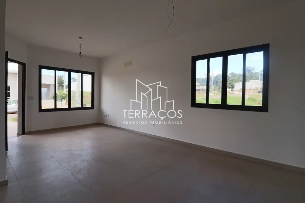 Foto 7 de Casa de Condomínio com 3 quartos à venda e para alugar, 259m2 em Louveira - SP