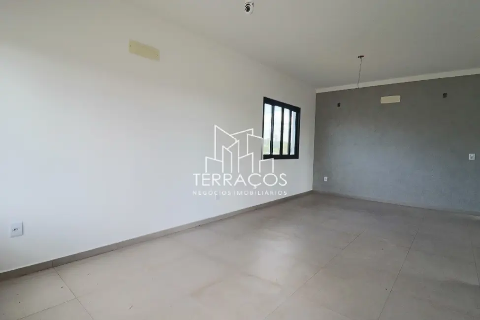 Foto 6 de Casa de Condomínio com 3 quartos à venda e para alugar, 259m2 em Louveira - SP