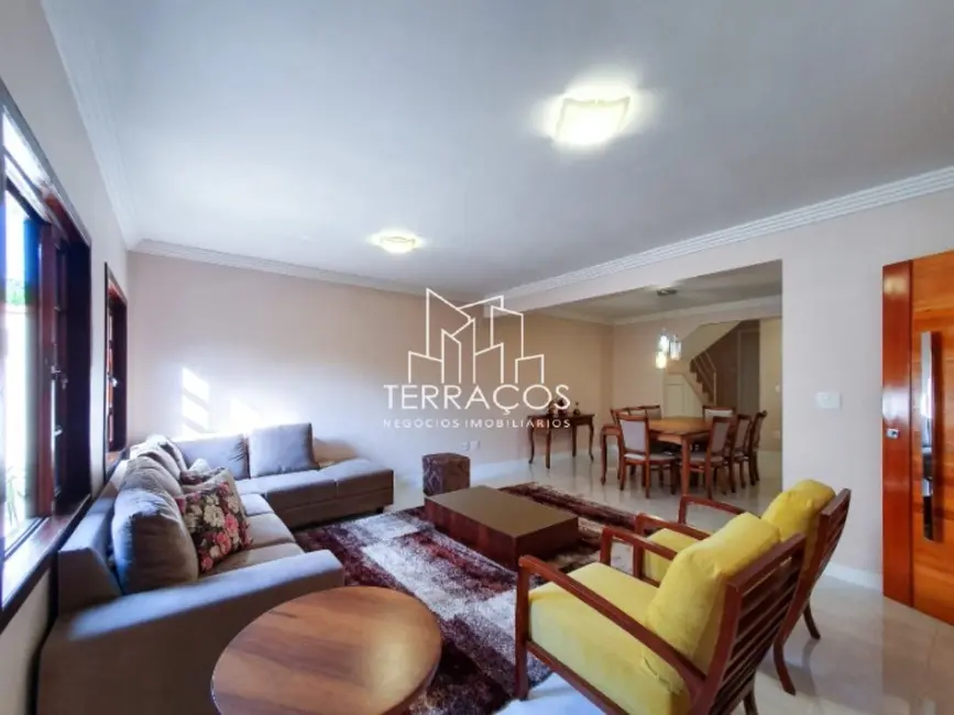 Foto 3 de Casa com 4 quartos à venda, 261m2 em Jardim Santa Adelaide, Jundiai - SP