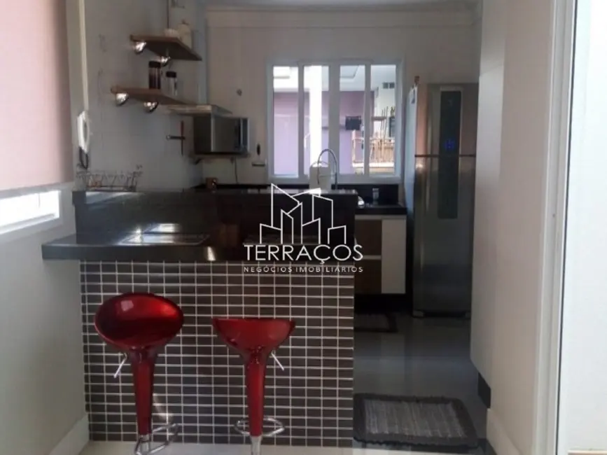 Casa com 3 quartos à venda, 270m2 em Horto Santo Antonio, Jundiai - SP - imagem 6 Foto 6 de Casa com 3 quartos à venda, 270m2 em Horto Santo Antonio, Jundiai - SP