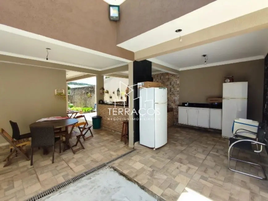 Foto 3 de Casa com 3 quartos à venda, 300m2 em Itupeva - SP