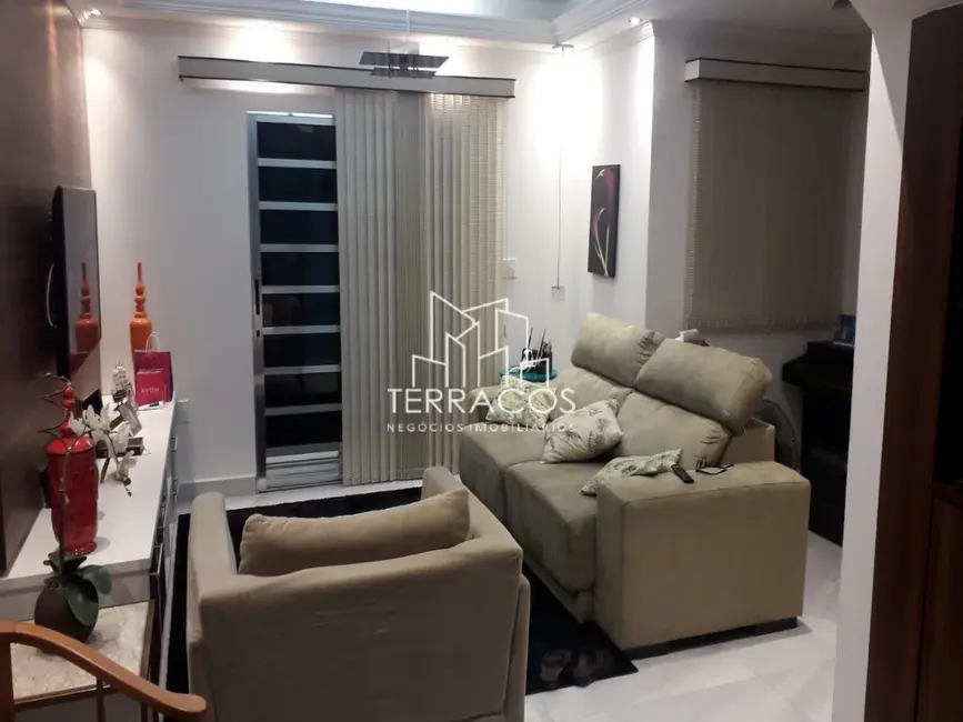 Casa com 3 quartos à venda, 194m2 em Parque Residencial Jundiaí, Jundiai - SP - imagem 2 Foto 2 de Casa com 3 quartos à venda, 194m2 em Parque Residencial Jundiaí, Jundiai - SP