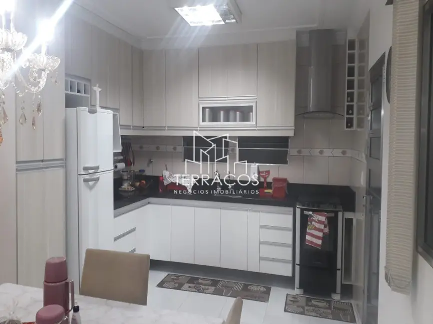 Casa com 3 quartos à venda, 194m2 em Parque Residencial Jundiaí, Jundiai - SP - imagem 9 Foto 9 de Casa com 3 quartos à venda, 194m2 em Parque Residencial Jundiaí, Jundiai - SP