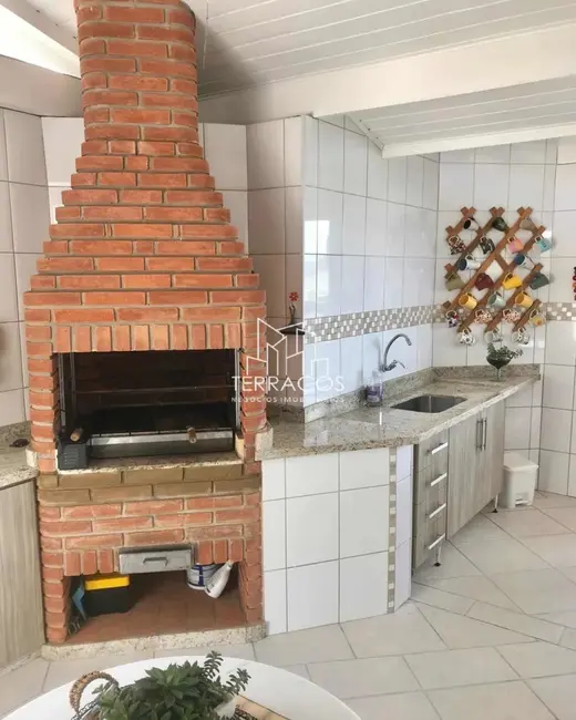 Foto 4 de Casa de Condomínio com 3 quartos à venda, 275m2 em Parque das Laranjeiras, Itatiba - SP