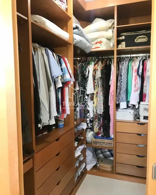 Foto 8 de Casa de Condomínio com 3 quartos à venda, 275m2 em Parque das Laranjeiras, Itatiba - SP