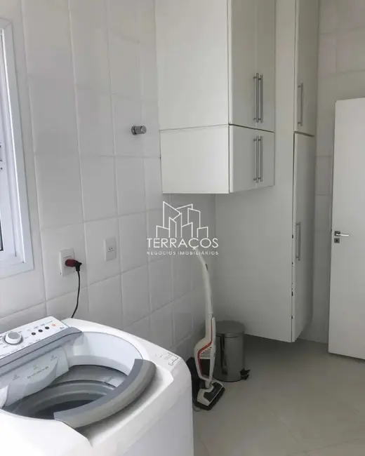 Foto 6 de Casa de Condomínio com 3 quartos à venda, 275m2 em Parque das Laranjeiras, Itatiba - SP