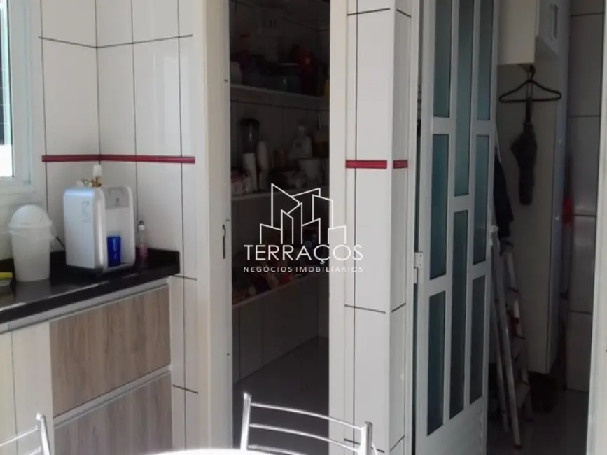 Casa com 3 quartos à venda, 290m2 em Jardim Colônia, Jundiai - SP - imagem 7 Foto 7 de Casa com 3 quartos à venda, 290m2 em Jardim Colônia, Jundiai - SP
