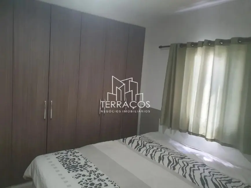 Foto 8 de Casa de Condomínio com 2 quartos à venda, 80m2 em Jardim das Tulipas, Jundiai - SP