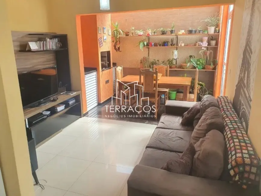 Foto 1 de Casa de Condomínio com 2 quartos à venda, 80m2 em Jardim das Tulipas, Jundiai - SP